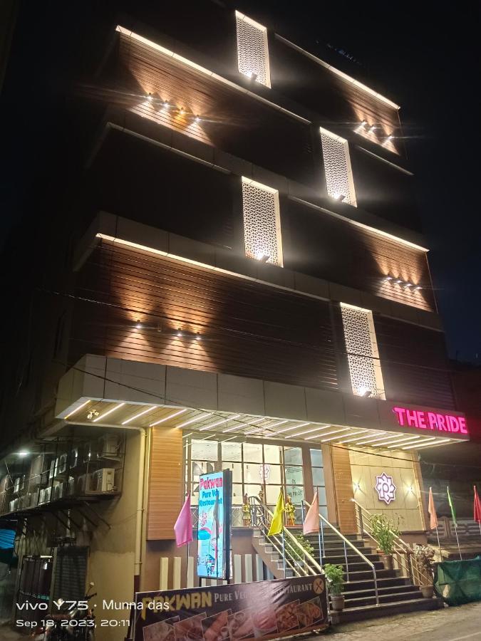 The Pride Hotell Jamshedpur Exteriör bild
