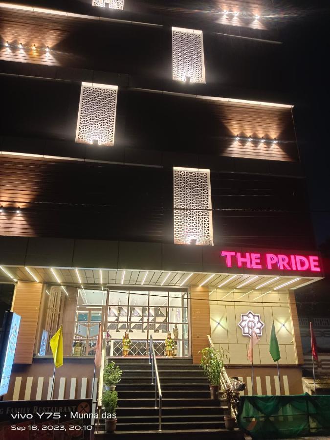 The Pride Hotell Jamshedpur Exteriör bild