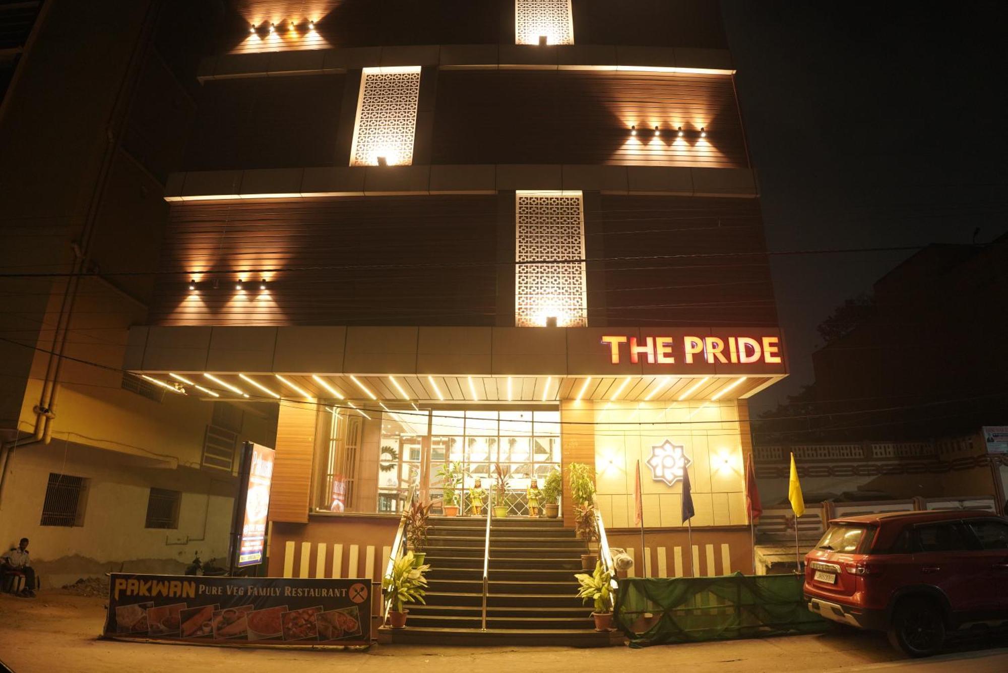 The Pride Hotell Jamshedpur Exteriör bild